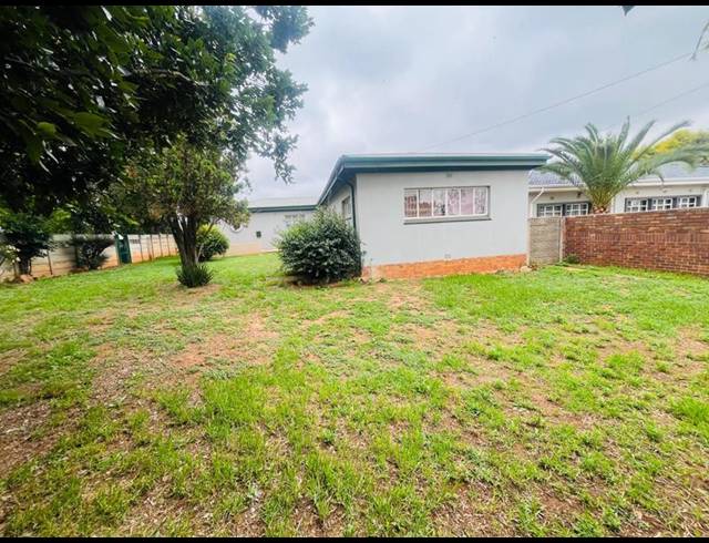 4 BEDROOM HOUSE FOR SALE IN BENONI CENTRAL